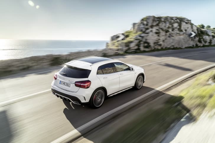 2017 Mercedes GLA facelift image gallery