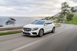 2017 Mercedes GLA facelift image gallery