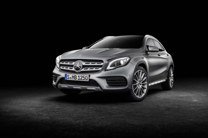 2017 Mercedes GLA facelift image gallery