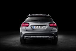 2017 Mercedes GLA facelift image gallery