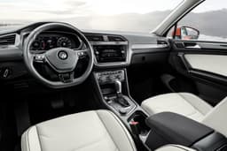 2017 Volkswagen Tiguan Allspace image gallery