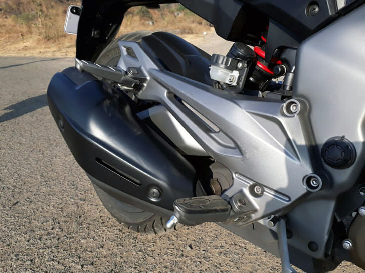 2017 Bajaj Dominar 400 image gallery