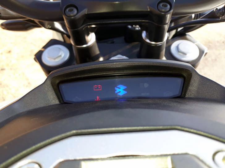 2017 Bajaj Dominar 400 image gallery