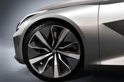 2017 Nissan Vmotion 2.0 concept image gallery