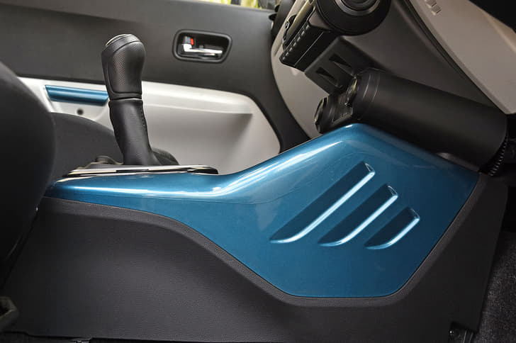 2017 Maruti Ignis image gallery