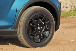 2017 Maruti Ignis image gallery