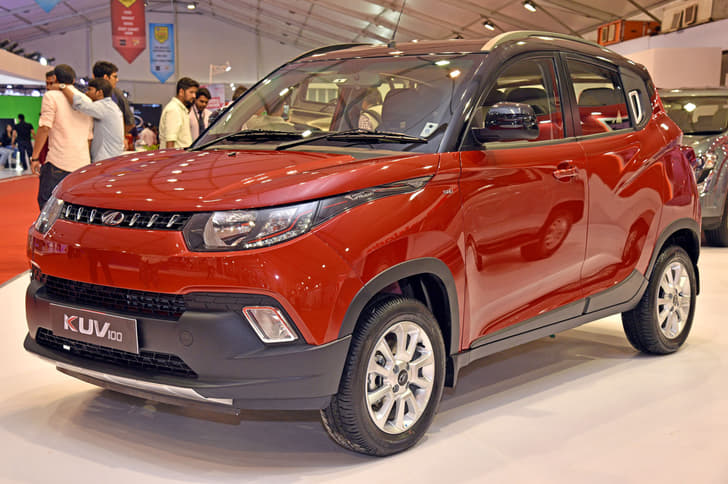 2017 Mahindra KUV100 image gallery