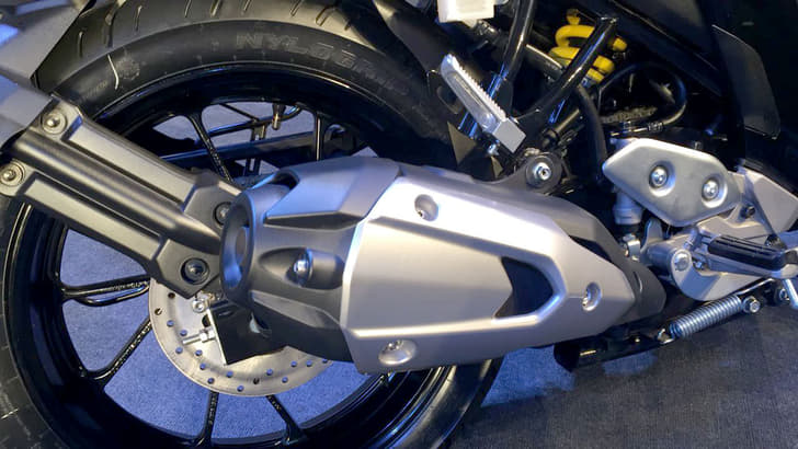 Yamaha FZ25 image gallery