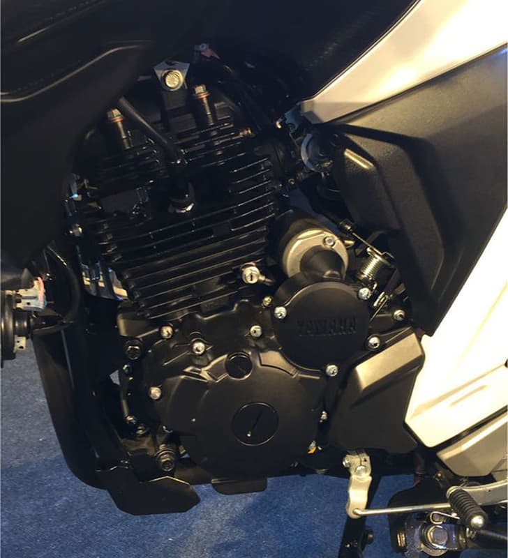 Yamaha FZ25 image gallery