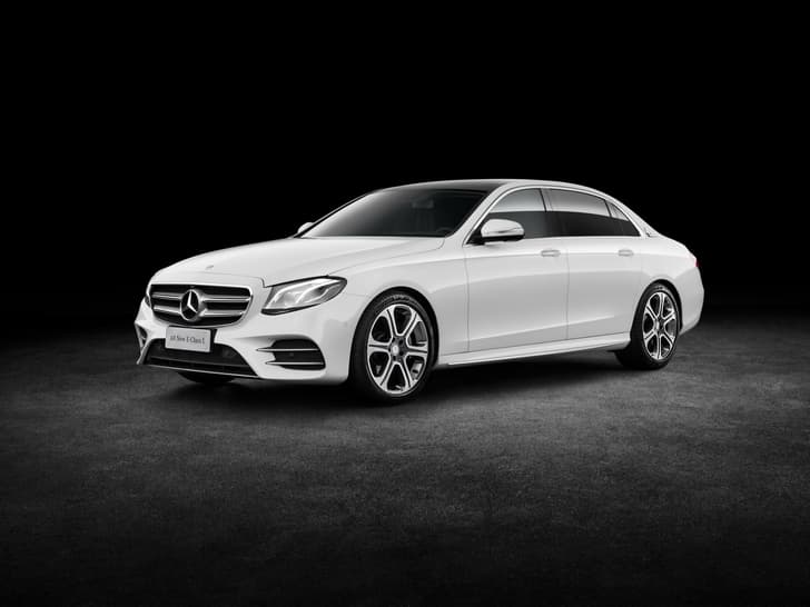 2017 Mercedes E-class LWB image gallery