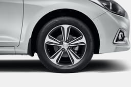 New 2017 Hyundai Verna image gallery