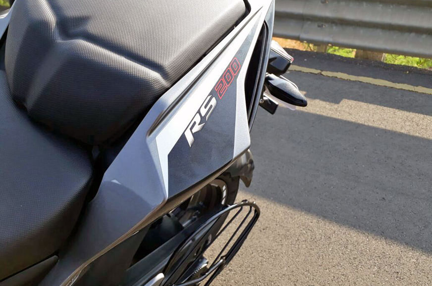Bajaj Pulsar RS 200