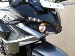 2017 Bajaj Pulsar RS200 image gallery