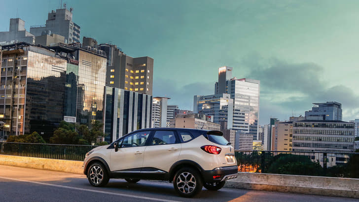 2017 Renault Captur image gallery