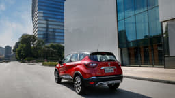 2017 Renault Captur image gallery