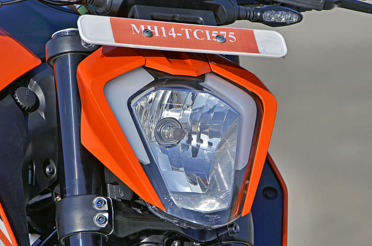 2017 KTM Duke 250 image gallery