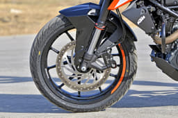 2017 KTM Duke 250 image gallery