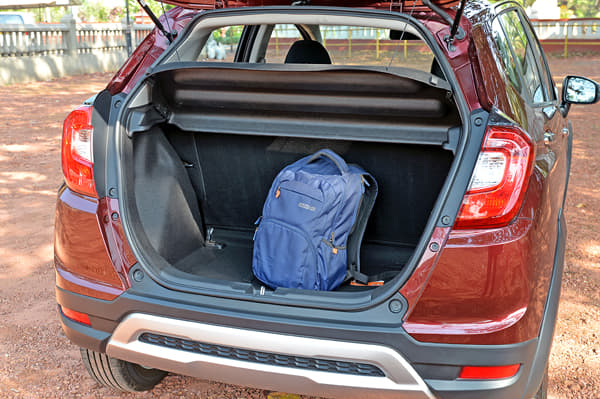 2017 Honda WR-V image gallery