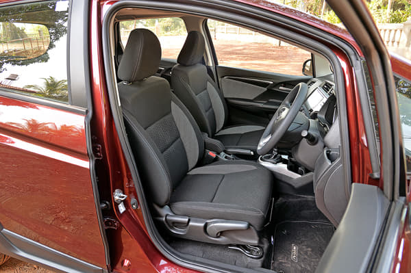 2017 Honda WR-V image gallery