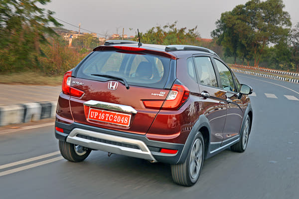 2017 Honda WR-V image gallery