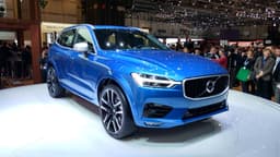 2017 Volvo XC60 image gallery
