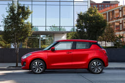 2017 Suzuki Swift image gallery