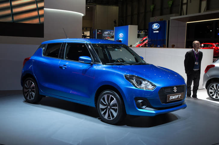 2017 Suzuki Swift image gallery