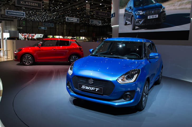 2017 Suzuki Swift image gallery