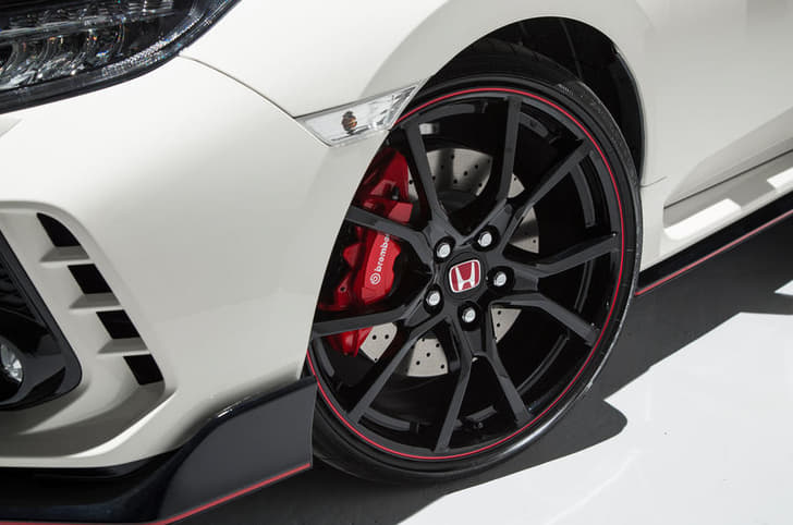 2017 Honda Civic Type R image gallery