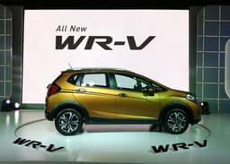 2017 Honda WR-V image gallery