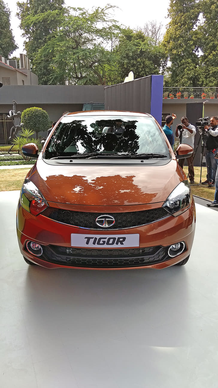 2017 Tata Tigor compact sedan photo gallery