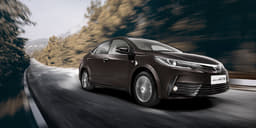 2017 Toyota Corolla Altis facelift image gallery