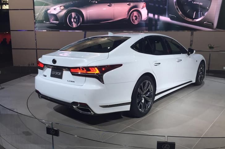 Lexus LS F-Sport.