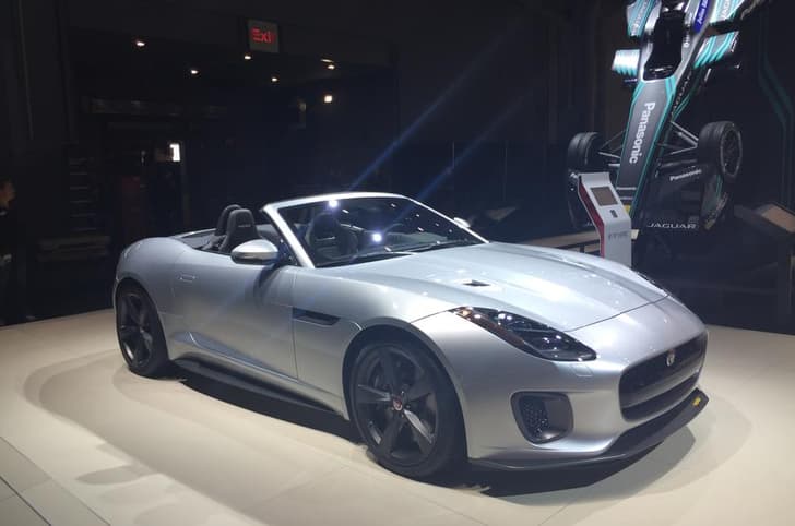 Jaguar F-Type Sport 400.