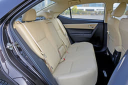 2017 Toyota Corolla Altis facelift image gallery