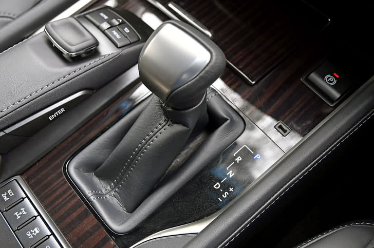 2017 Lexus LX450d image gallery