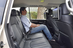 2017 Lexus LX450d image gallery