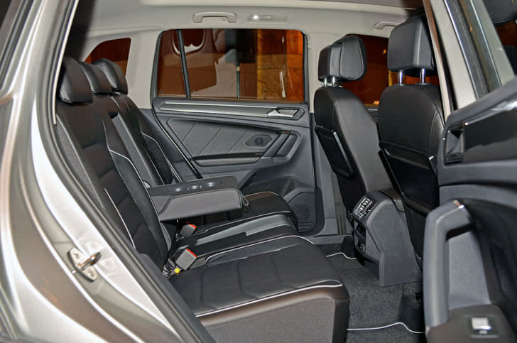 2017 Volkswagen Tiguan image gallery