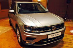 2017 Volkswagen Tiguan image gallery
