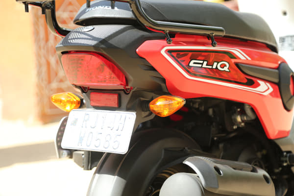 2017 Honda Cliq scooter image gallery