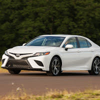 2017 Toyota Camry image gallery