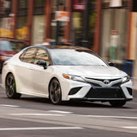 2017 Toyota Camry image gallery