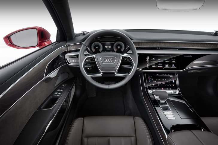 2017 Audi A8 image gallery
