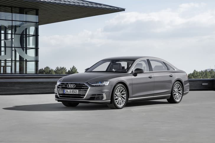 2017 Audi A8 image gallery