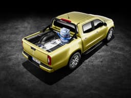 2018 Mercedes X-Class pickup image gallery