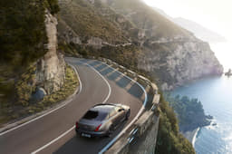 2018 Jaguar XJR575 image gallery