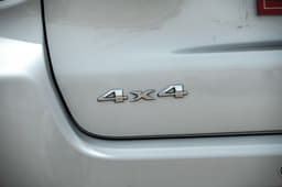 2017 Jeep Compass image gallery