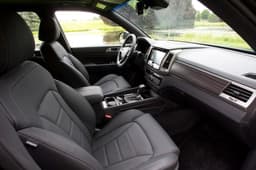 2017 SsangYong Rexton image gallery