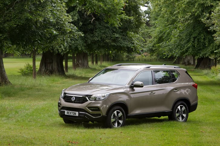 2017 SsangYong Rexton image gallery