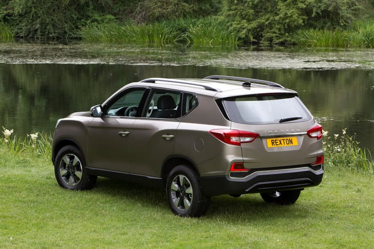 2017 SsangYong Rexton image gallery